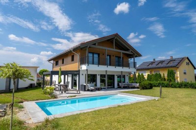 Exklusives Traumhaus mit Pool - Mega Ausstattung und EEK A+ !