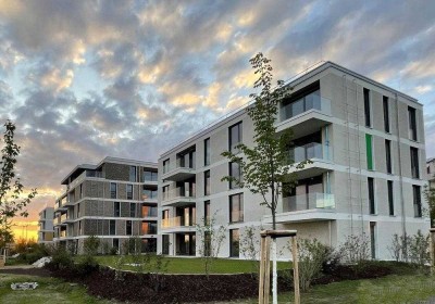 Sonnenverwöhnte 4-Zimmer-Wohnung in oberster Etage mit Südbalkon und EBK am Spinelli-Park-Park