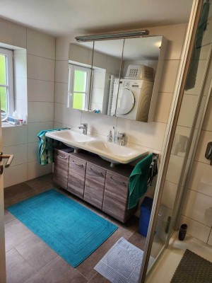 Vermiete 90qm, helle, ländliche, schöne renovierte Wohnung