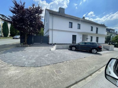 Exklusive 4-Zimmer-Wohnung mit großzügigem Balkon in Bestwig – lichtdurchflutet & hochwertig ausgest