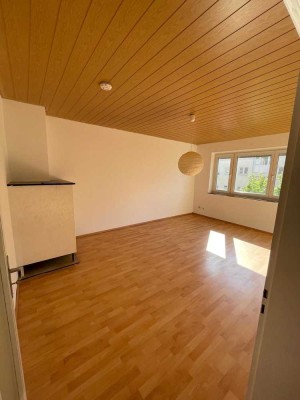 Helle 2-Zimmer Wohnung