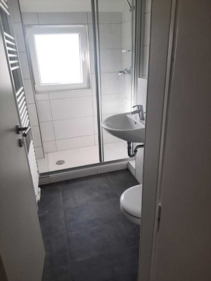 Erstbezug nach Sanierung: Ansprechende 3-Zimmer-DG-Wohnung in Remagen