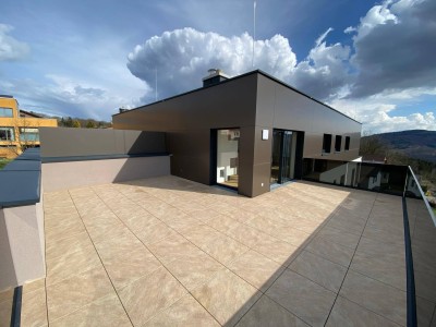 Dachgeschoßwohnung mit Naturblick