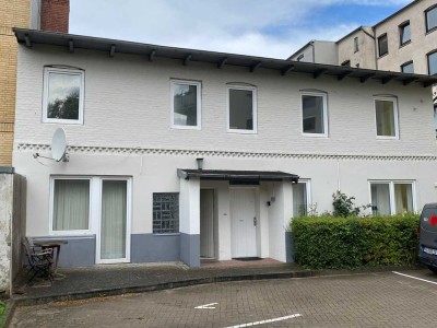 2,0-Zimmer-Wohnung, Unterer Lautrupweg 8, HH 1.OG
          ! Bitte bewerben Sie sich online !
