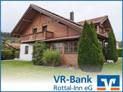 Anspruchsvoll wohnen: Exklusives Landhaus mit Wärmepumpe und Pool