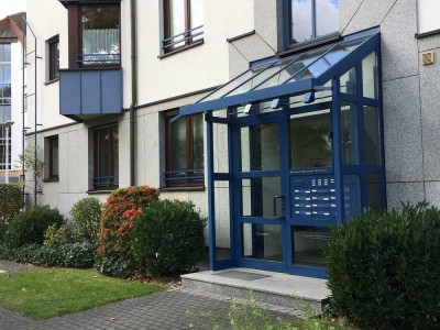 Attraktive 4-Zimmer-Erdgeschosswohnung mit gehobener Innenausstattung mit Terrasse  in Bonn-Beuel