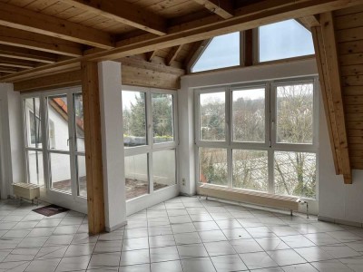 Maisonette Eigentumswohnung mit Balkon, 3 Zimmern in Kelkheim (Taunus)