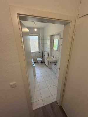 Sanierte 2-Zimmer-Wohnung im 2. Obergeschoss