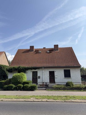 Günstiges 6-Zimmer-Einfamilienhaus in Krayenberggemeinde Dorndorf