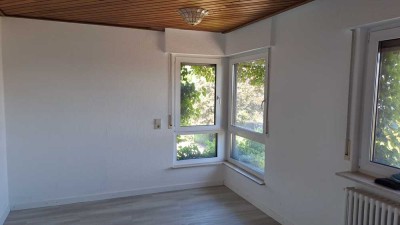 Kleine einfache, renovierte Einzimmerwohnung in Aichwald-Aichschieß