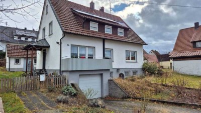 Renoviertes 2-Familienhaus mit großem Grundstück - neue Heizung mit Solar - ruhige Lage