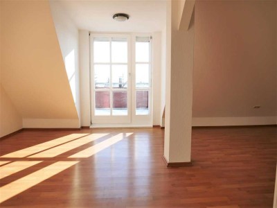 Wunderschönes DG-Appartement mit Balkon A-Bärenkeller
