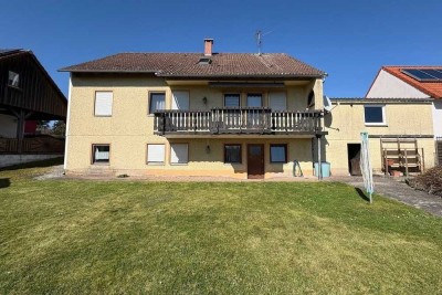 Großzügiges Zweifamilienhaus in sonniger Südhanglage