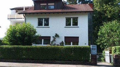 Sonnige 3-Zimmer-Wohnung in Toplage mit 2 Balkonen und EBK in Baden-Baden
