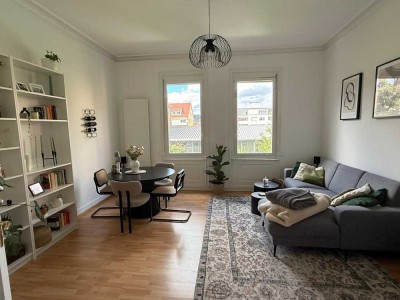 Zwischenmiete: Helle 3-Zimmer Wohnung mit Balkon in Stuttgart West