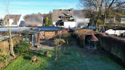 3-Familien-Doppelhaus in Waldlage, in Langenfeld!