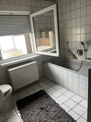 Geräumige Wohnung mit einem Zimmer zur Miete in Ubstadt-Weiher