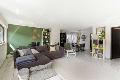 Ihr Traum im Dachgeschoss: Wohnung mit offenem Raumkonzept und sonniger Terrasse