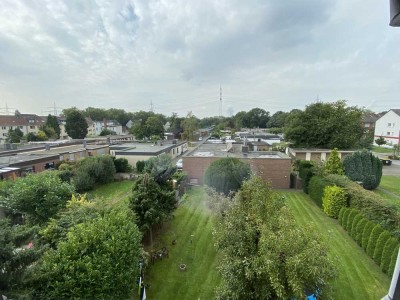 Ruhige Vollständig renovierte Whg. mit 3 Zimmern in Duisburg Röttergsbach