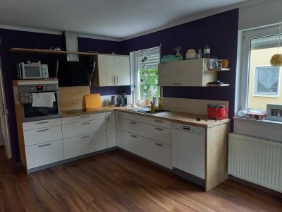 Schöne 3-Zimmer-Wohnung mit Balkon und Einbauküche in Seckmauern