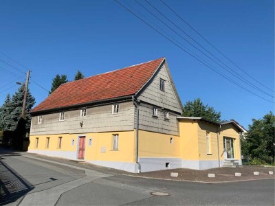 Einfamilienhaus mit Anbau und Gartengrundstück in Oderwitz