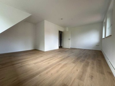 Erstbezug nach Modernisierung: Großzügige Zwei-Zimmer-Wohnung in Hamburg-Niendorf