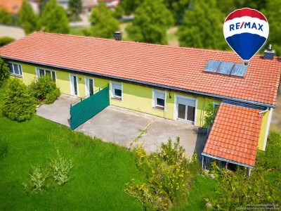 Vielseitiges Zweifamilienhaus im Bungalowstil – Kapitalanlage & Familienidylle in Ziepel