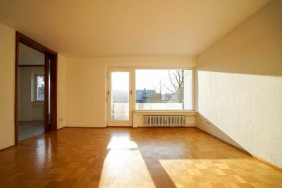 Sonnige 2-Zimmer-Wohnung mit Loggia in zentraler Lage