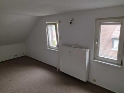 Singlewohnung - kleine DG-Wohnung in Alt-Bonames