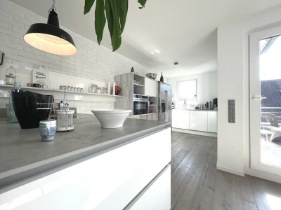 Atemberaubend schöne und exklusive ca. 122 m² Maisonette-Wohnung