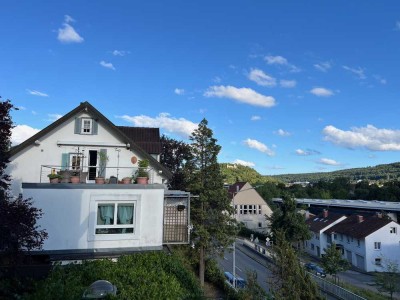Mit Blick auf den Honberg und die City! 2,5 -Zimmerwohnung in Tuttlingen mit Garage