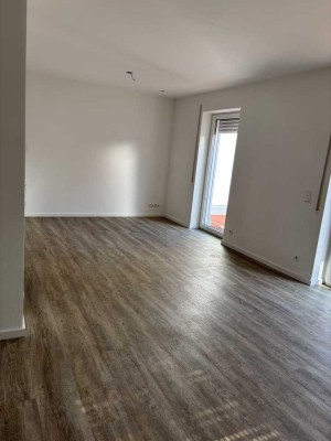 Stilvolle und Moderne Wohnung mit Terrasse, Garten und privater Sauna in Schwabmünchen