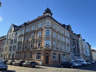 Geschmackvolle 3,5-Zimmer-Dachgeschosswohnung mit gehobener Innenausstattung mit Balkon in Hannover