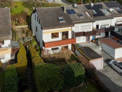 Reihenendhaus mit Hanglage und Einliegerwohnung in Lörrach