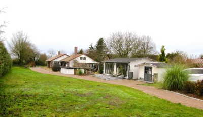 Exklusives Landhaus mit Atelier, Pool & Panoramablick – Künstlerisches Refugium nahe Waren (Müritz)