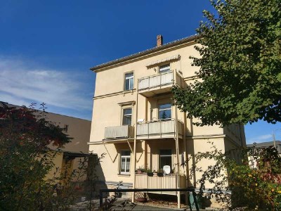 ...viel Platz in Plauen // renovierte 2-Zi.-Whg. mit Balkon, Wanne+Dusche