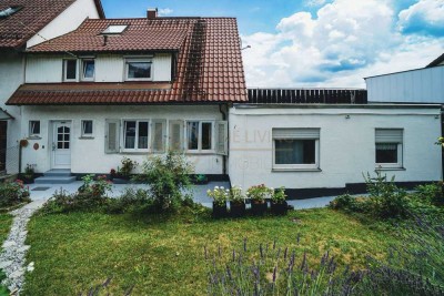 attraktives Reihenendhaus mit 2 Wohneinheiten inkl. Garten und 3 Garage