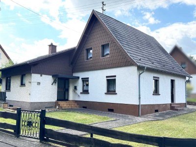 Charmantes Einfamilienhaus mit großem Grundstück in ruhiger Lage von Gersweiler