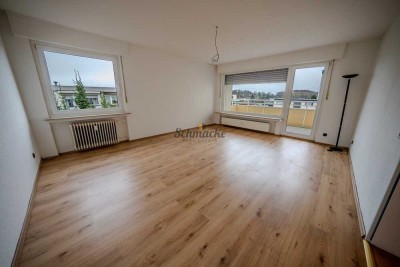 Zentral gelegene 4,5-Zimmer-Wohnung mit Weitblick und Garage im Hagener Hochschulviertel/Boloh