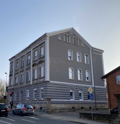 Sehr schöne 2-Zimmer- Altbau-Wohnung in Bayreuth am Hofgarten