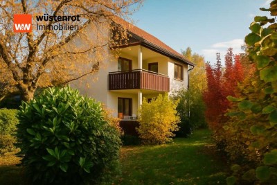 Familienfreundliche 3-Zimmer-Wohnung mit einem großen Balkon/Trasse und grünem Ausblick in einer ruh