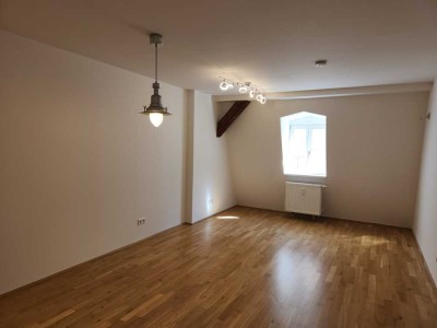 Schöne 2-Zimmer Wohnung in der Altstadt