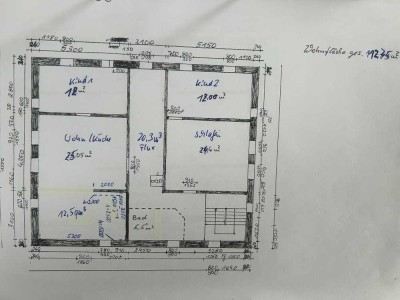 Modernisierte Wohnung mit vier Zimmern sowie Balkon und EBK in Spremberg