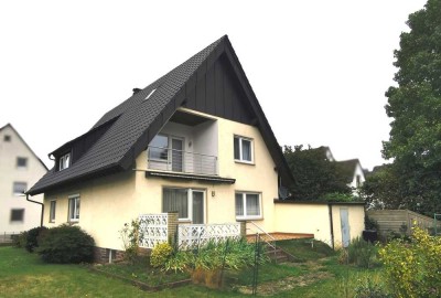 Großzügiges Zweifamilienhaus mit Garten und Wohlfühlatmosphäre in Holzminden