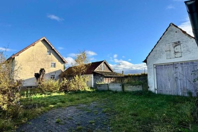 Ein- bis Zweifamilienhaus mit großem Gestaltungspotenzial – ländliche Ruhe & viel Platz für Ideen