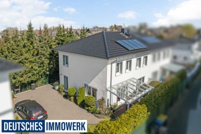 Neuwertige Stadtvilla-Doppelhaushälfte KfW-70-Energieeffizienzhaus in begehrter Lage von Oststeinbek