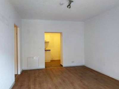 2-Zimmer-Wohnung in Hanglage mit Parkplatz – Krems-Rehberg