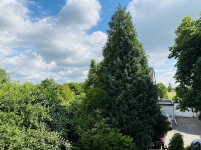 Top 3-Zimmer-Wohnung mit Einbauküche in Köln Widdersdorf