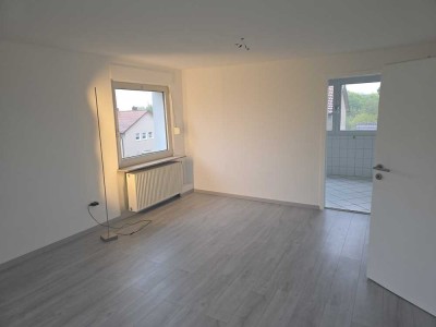 Attraktive, sanierte 2-Zimmer-Wohnung mit Balkon in Bochum-Weitmar – sofort bezugsfertig!