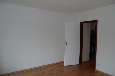 Vollständig renovierte 3,5-Zimmer-Wohnung mit Balkon und Einbauküche in Hohenrode, Laatzen